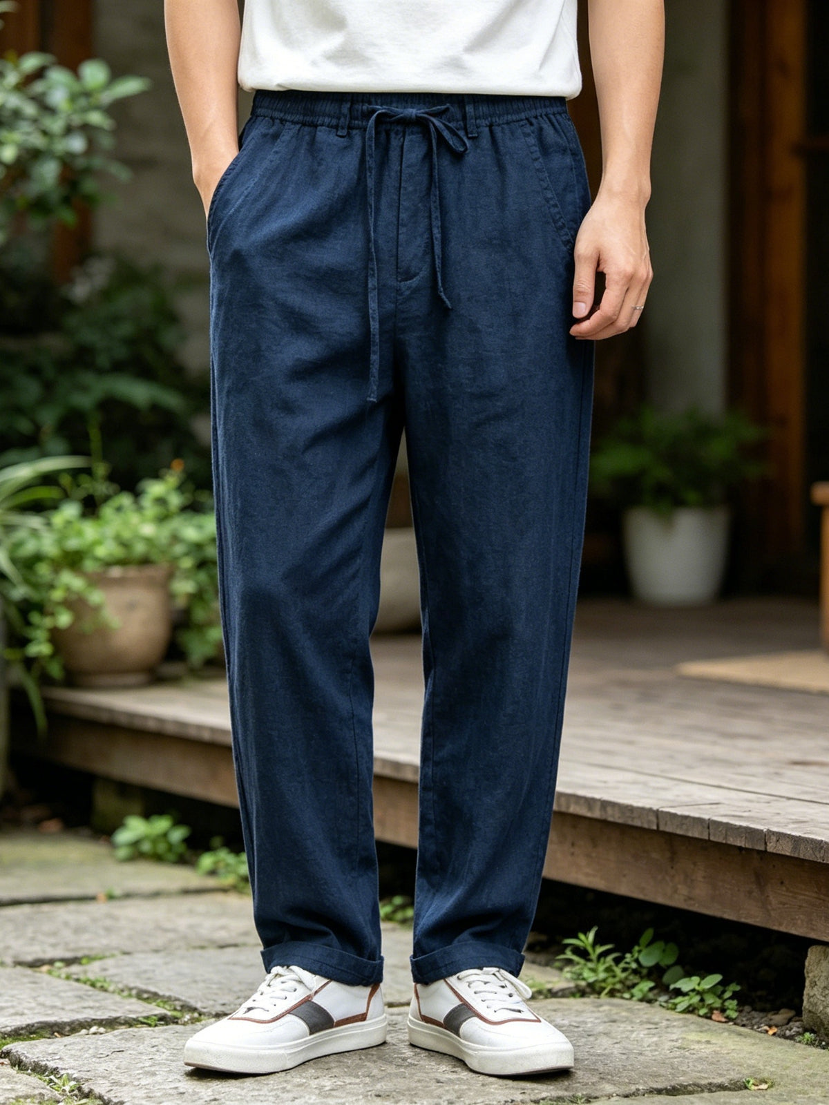 Herrenhose aus 100% Leinen, gerade geschnittene Freizeithose mit elastischem Bund und Kordelzug, leichte lange Sommerhose